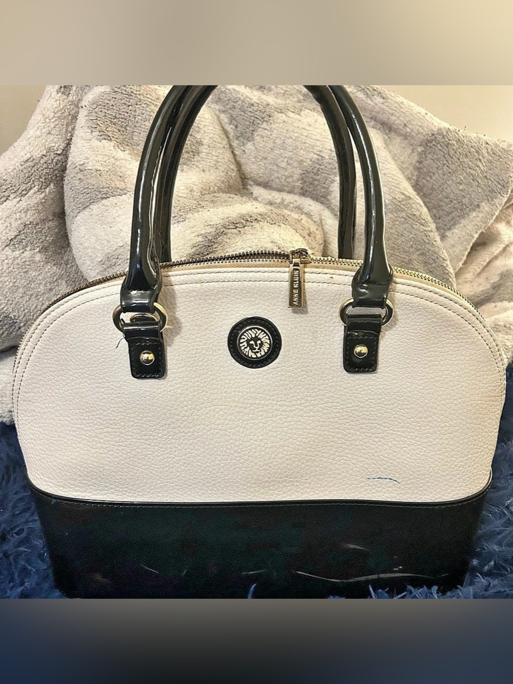 Anne Klein Colorblock Dome Satchel White & Black-UC Great Vintage Piece!